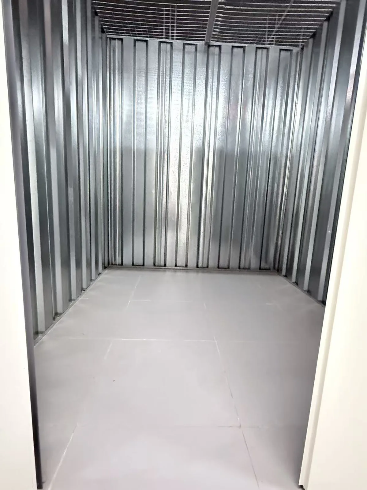 L 大型仓 11.2 m³ 空仓实拍